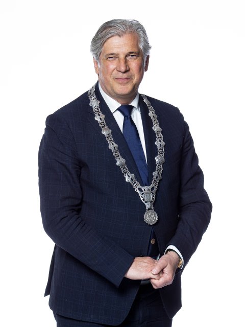 Burgemeester Peter Oskam